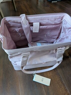 BEIS The Mini Weekender in Atlas Pink